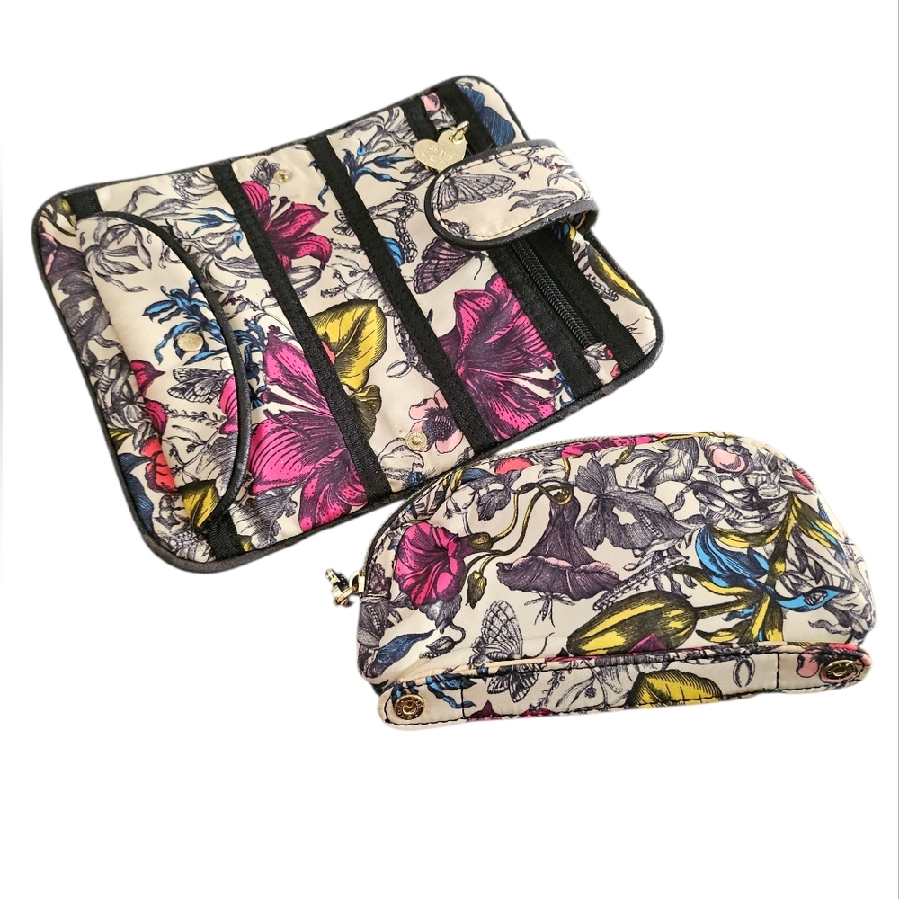 Betsey Johnson Floral Garden Moth Makeup Pouch With Detachable Mini Pouch - Picture 10 of 16